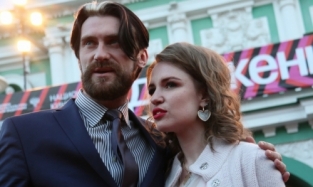 Любушкин попытался оправдаться за двоеженство  